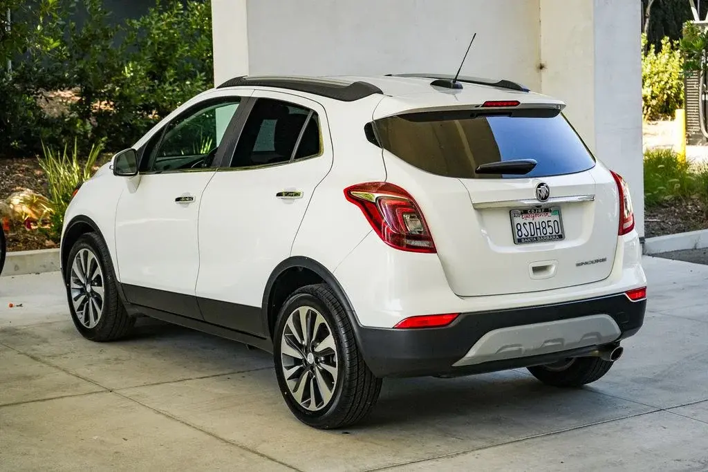 2019 Buick Encore Essence photo 4