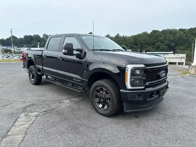 2023 Ford F-250 Lariat 4x4 Crew Cab 6-3/4' Box's photo