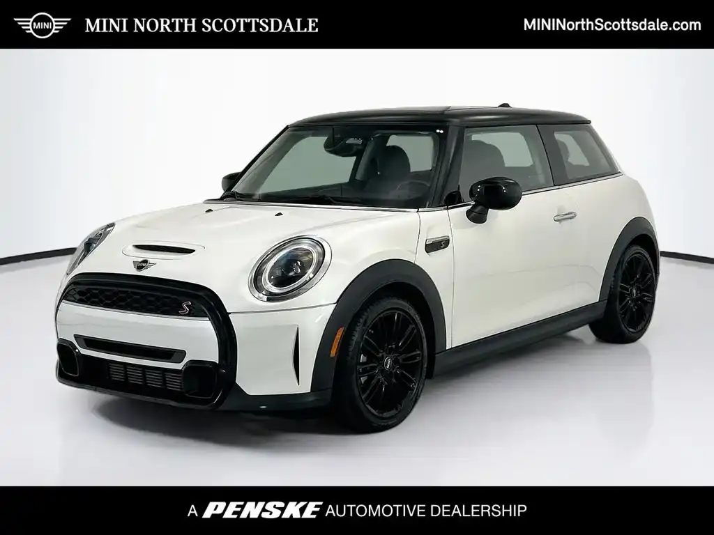 2024 MINI Hardtop Cooper S's photo