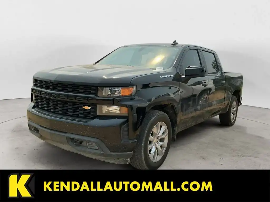 2020 Chevrolet Silverado 1500 Custom Crew Cab Short Box's photo
