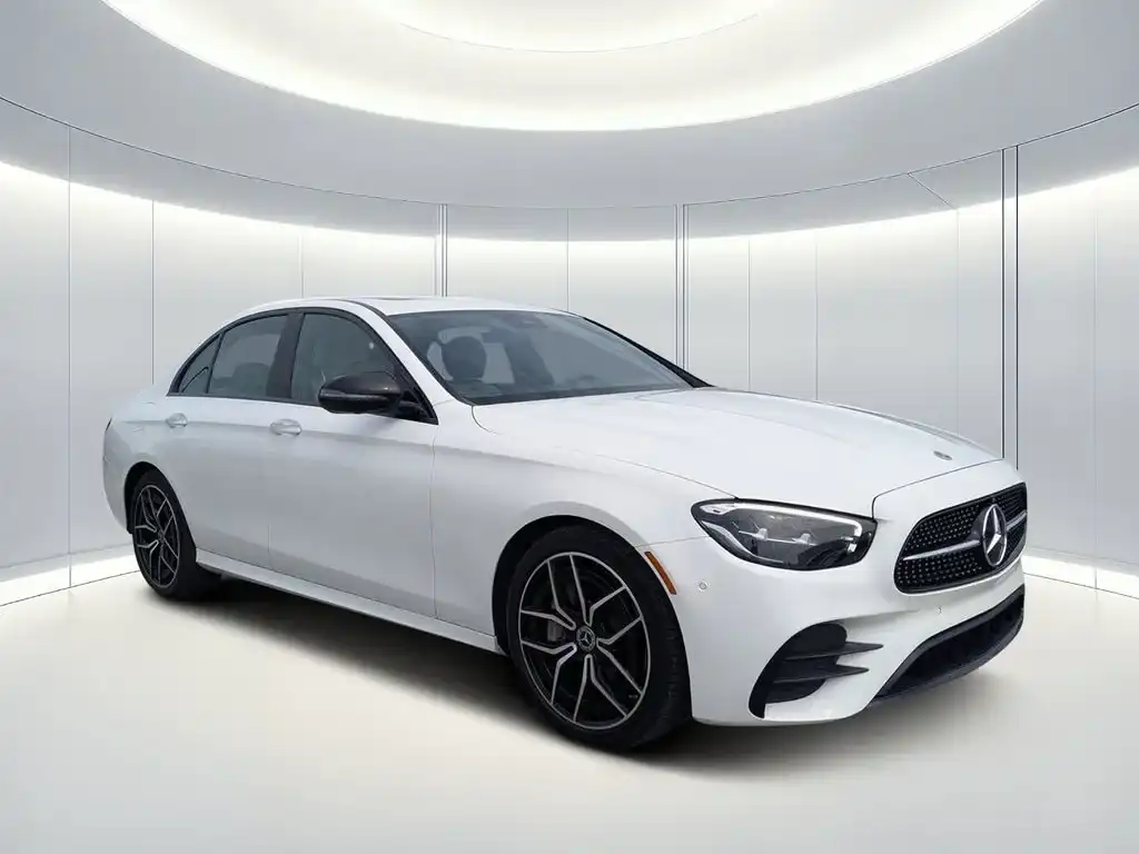 2022 Mercedes-Benz E-Class E350's photo