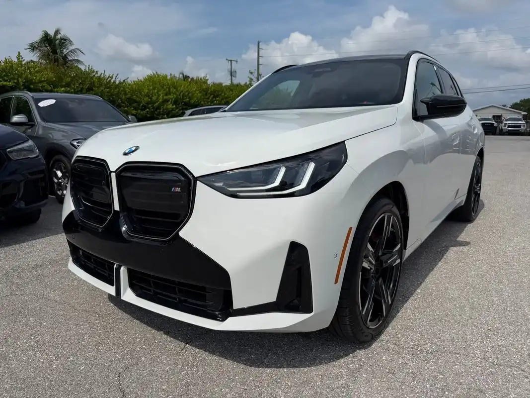 2026 BMW X3 M50 XDRIVE's photo