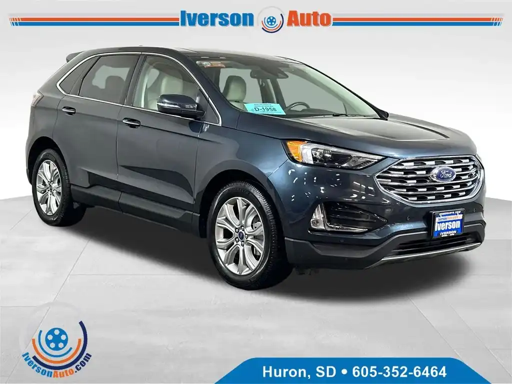 2022 Ford Edge Titanium AWD's photo
