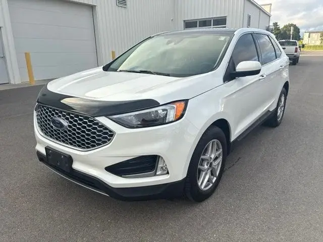 2024 Ford Edge SEL AWD photo 3