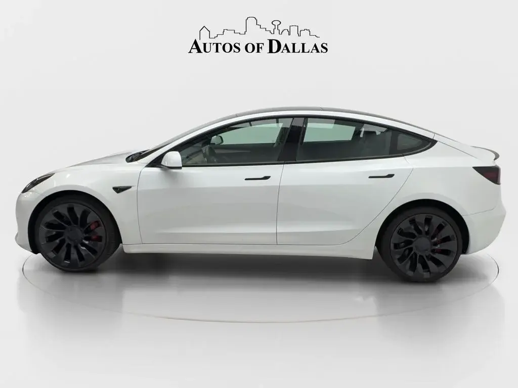 2023 Tesla Model 3 Performance photo 5