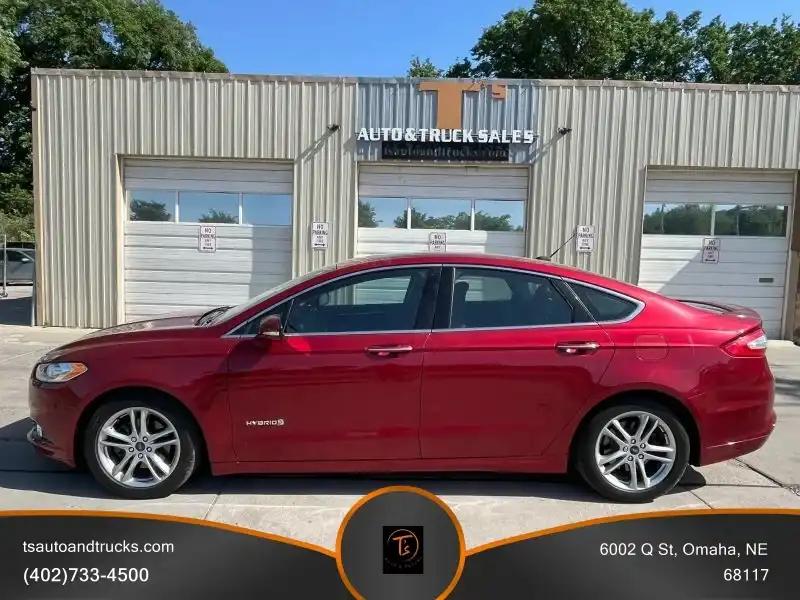 2015 Ford Fusion Titanium's photo