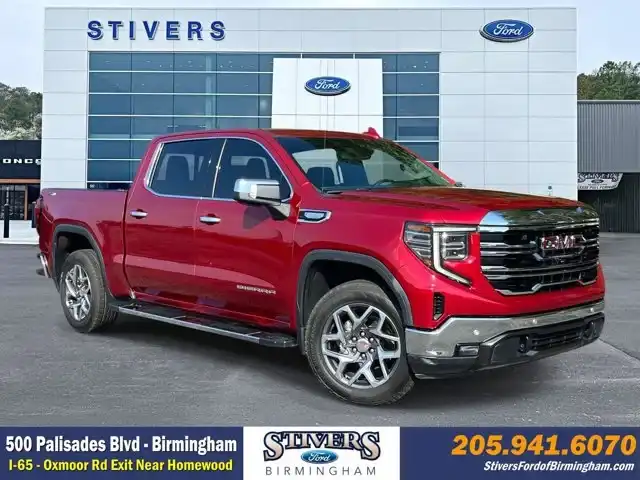 2022 GMC Sierra SLT 4WD Crew Cab Short Box's photo