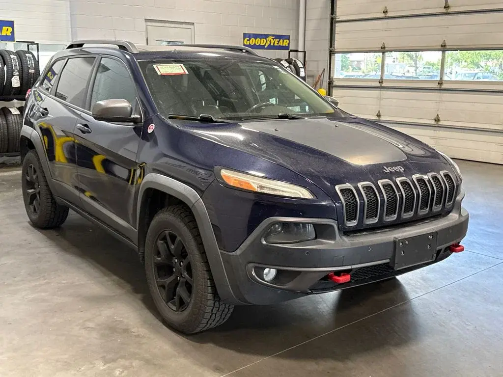 2015 Jeep Cherokee Trailhawk 4X4 photo 3