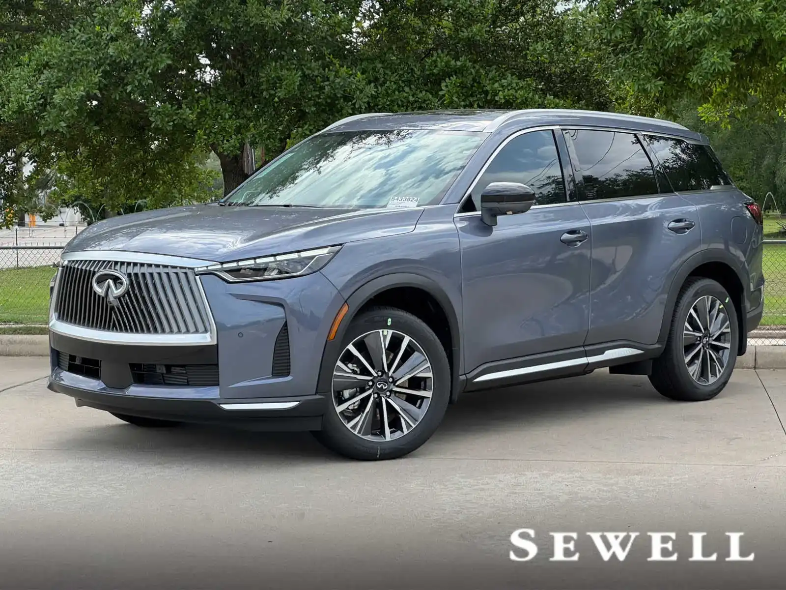 2026 INFINITI QX60 LUXE's photo