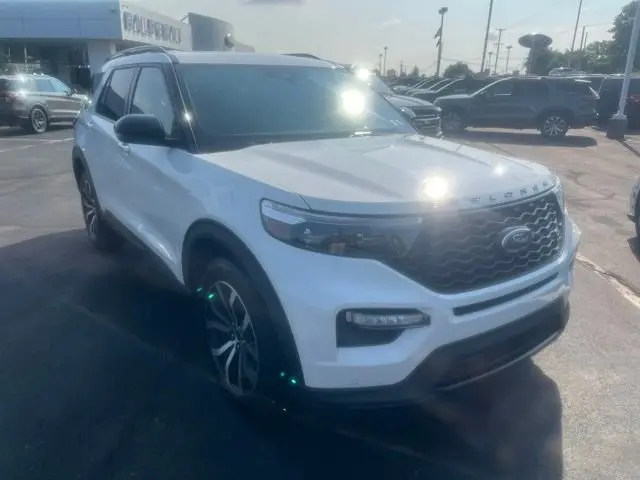 2020 Ford Explorer ST 4WD photo 3
