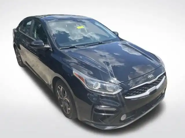 2019 Kia Forte LXS AT's photo