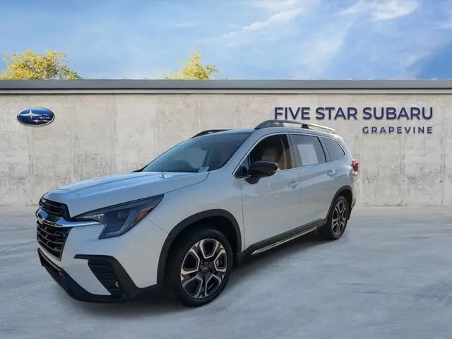 2025 Subaru Ascent Limited 7 Passenger photo 4