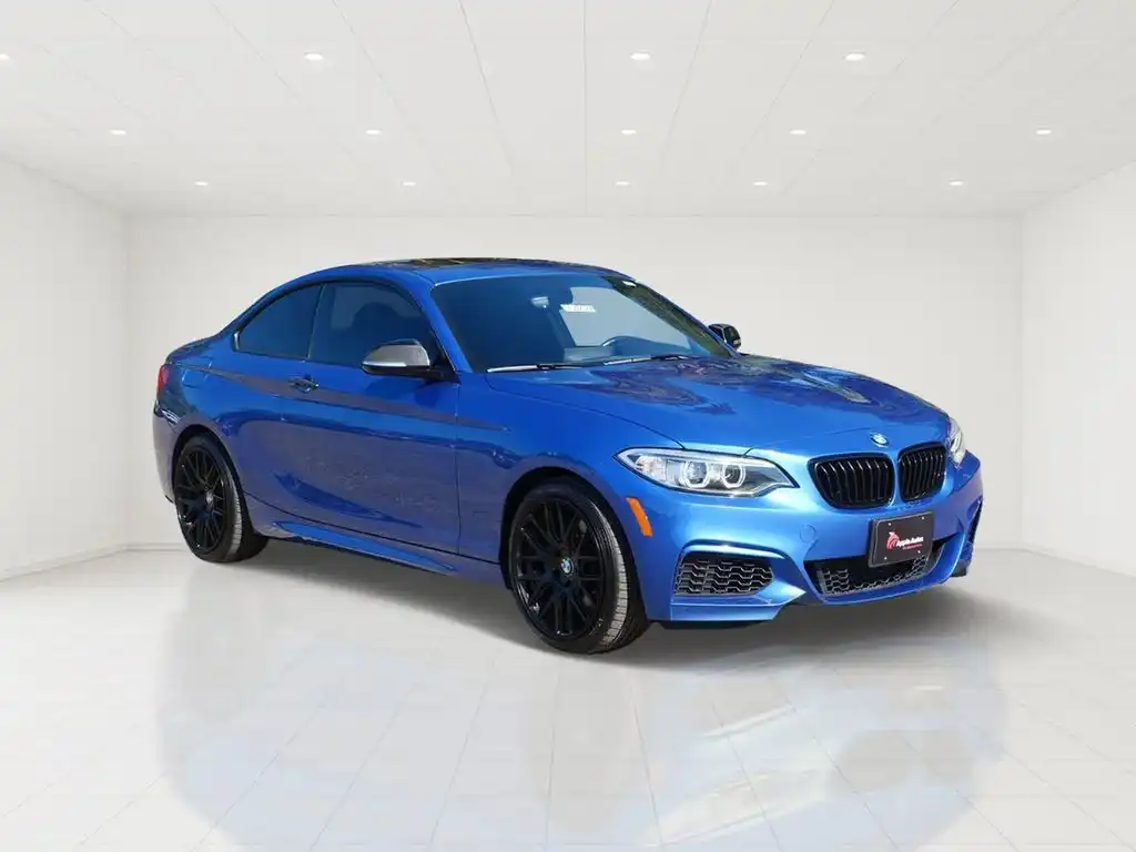 2016 BMW 2 Series M235i xDrive Coupe's photo