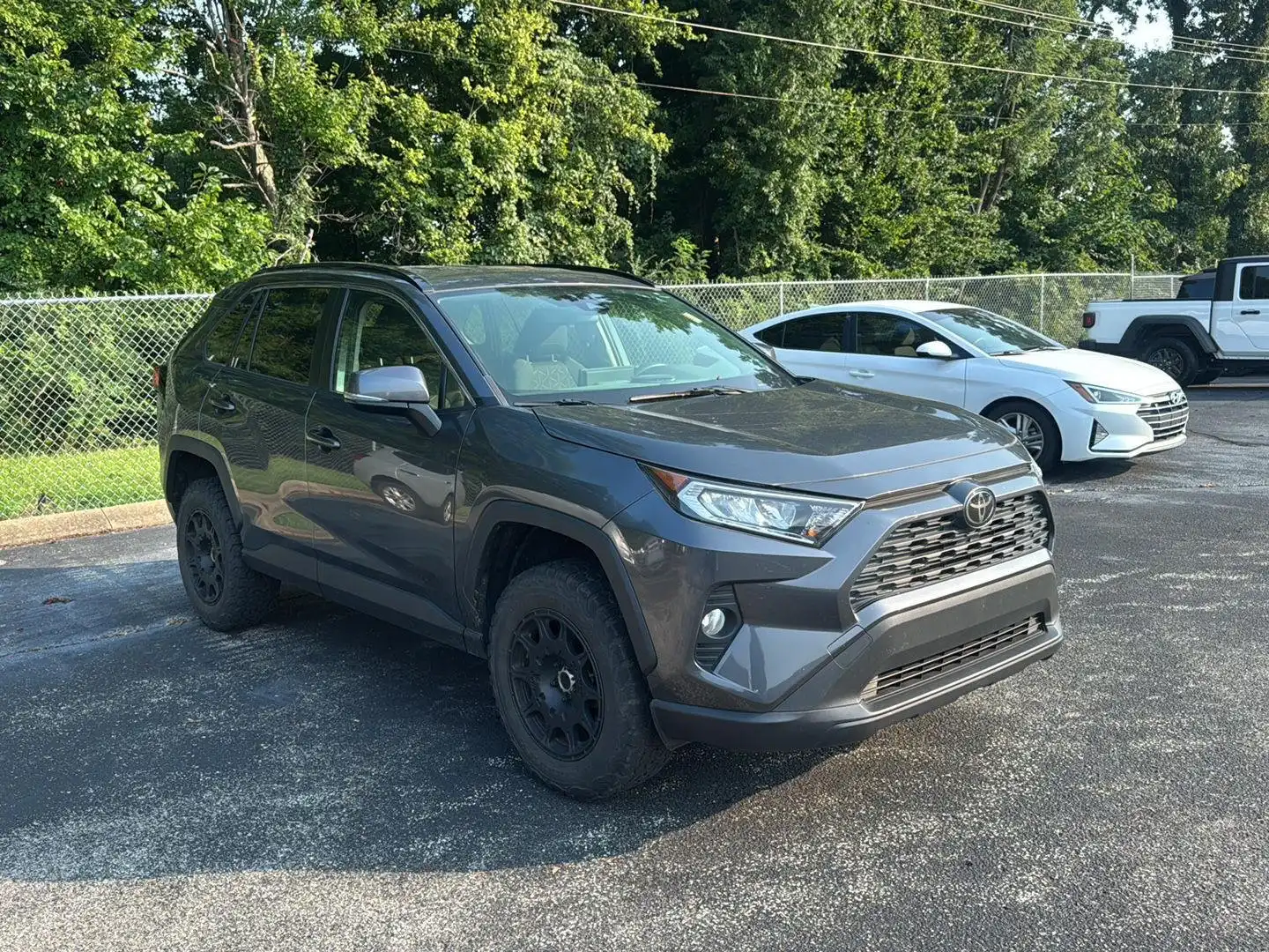 2020 Toyota RAV4 XLE AWD's photo
