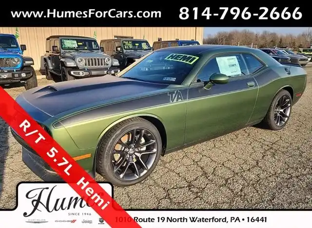 2023 Dodge Challenger R/T's photo