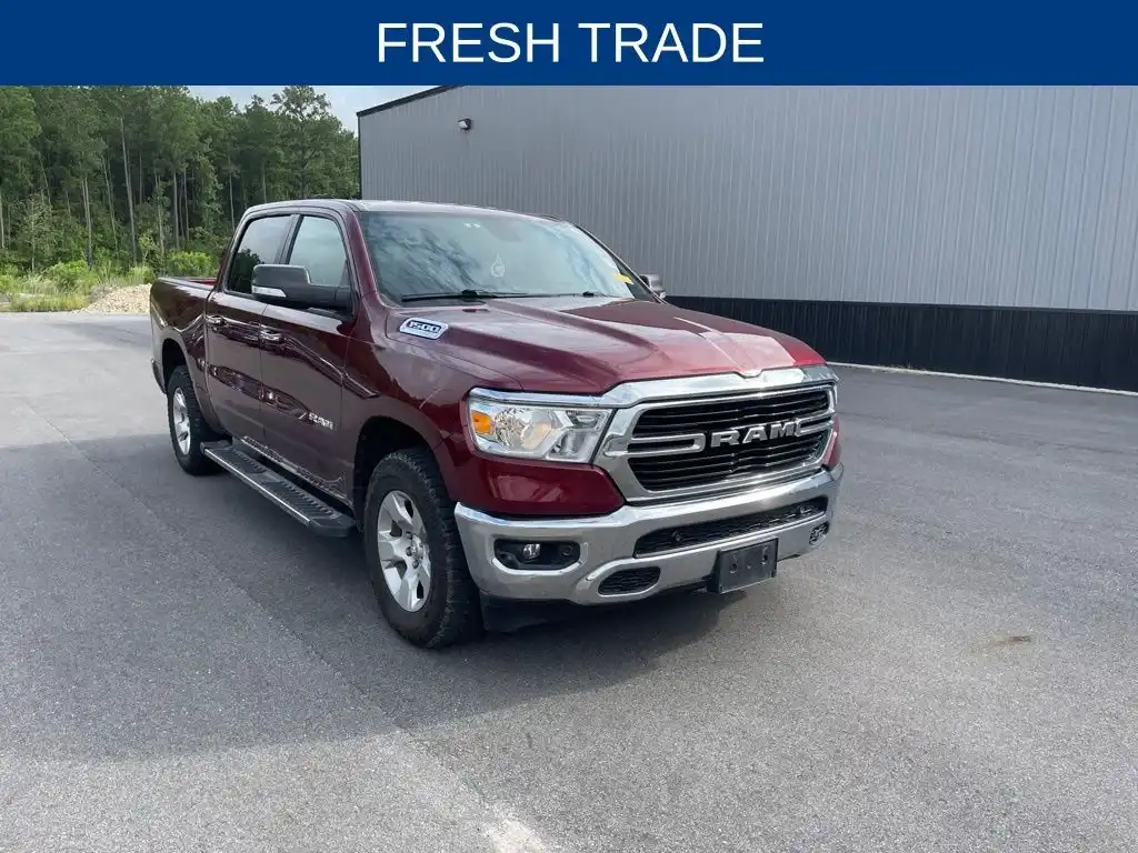 2019 RAM 1500 Big Horn/Lone Star 4x4 Crew Cab 5'7's photo