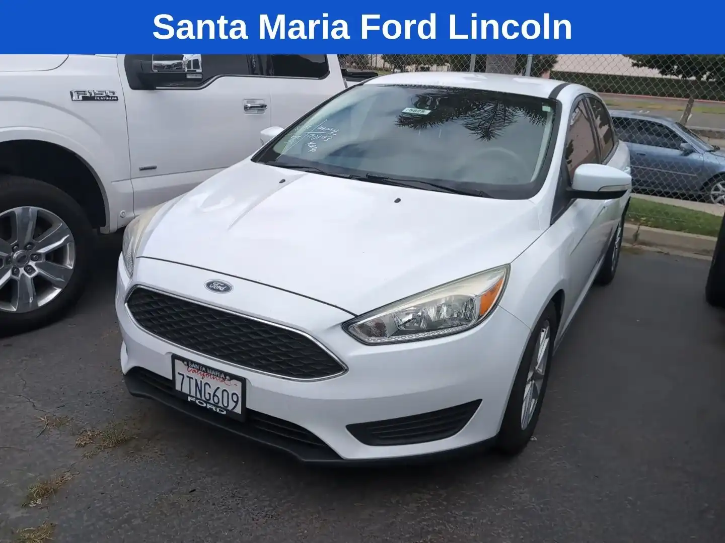 2016 Ford Focus Sedan SE's photo
