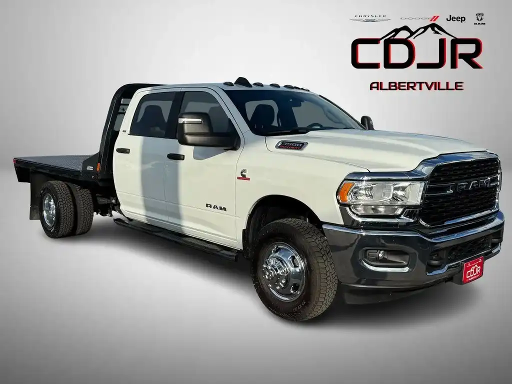 2024 RAM 3500 SLT 4X4 Crew Cab's photo