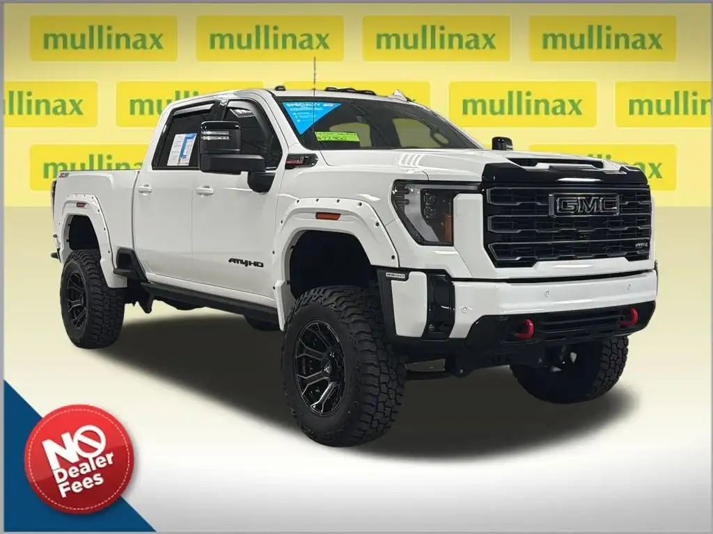 2025 GMC Sierra AT4 4WD Crew Cab Standard Box's photo