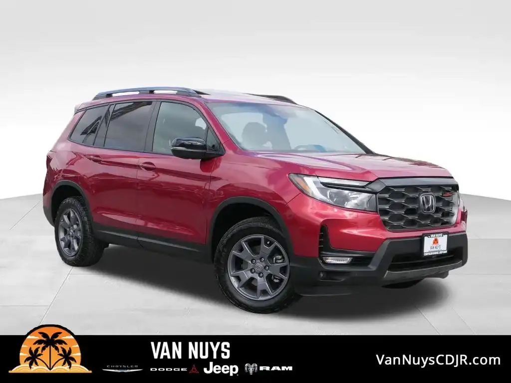 2025 Honda Passport 3.5 TrailSport 4WD Auto's photo