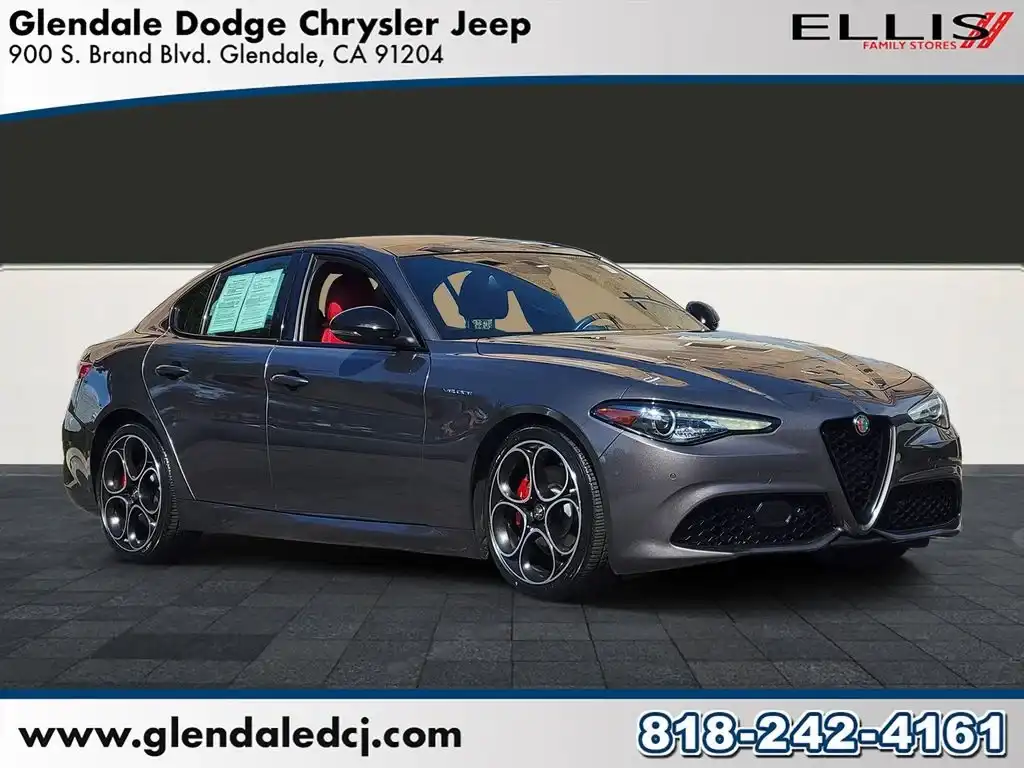 2023 Alfa Romeo Giulia Veloce RWD's photo