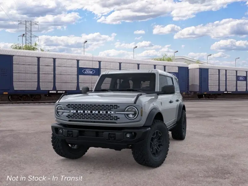 2026 Ford Bronco Badlands 4WD photo 3