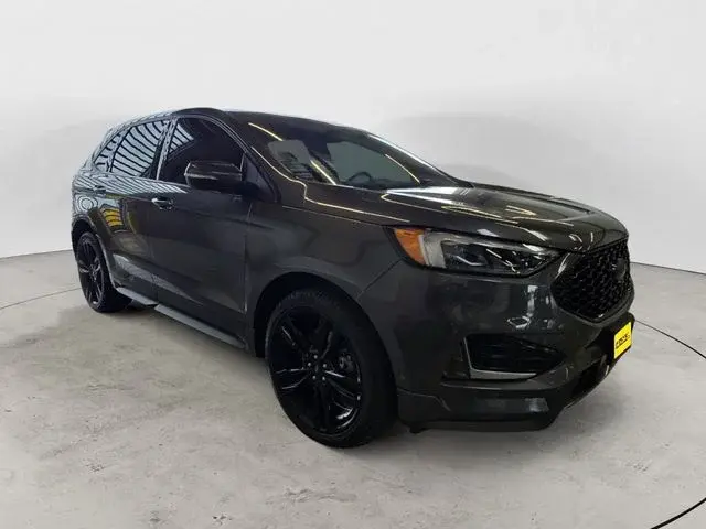 2020 Ford Edge ST AWD photo 3