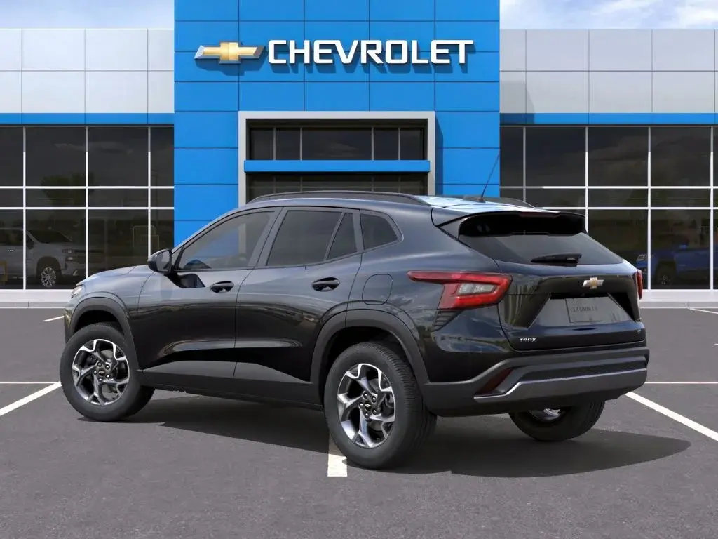 2026 Chevrolet Trax LT photo 3