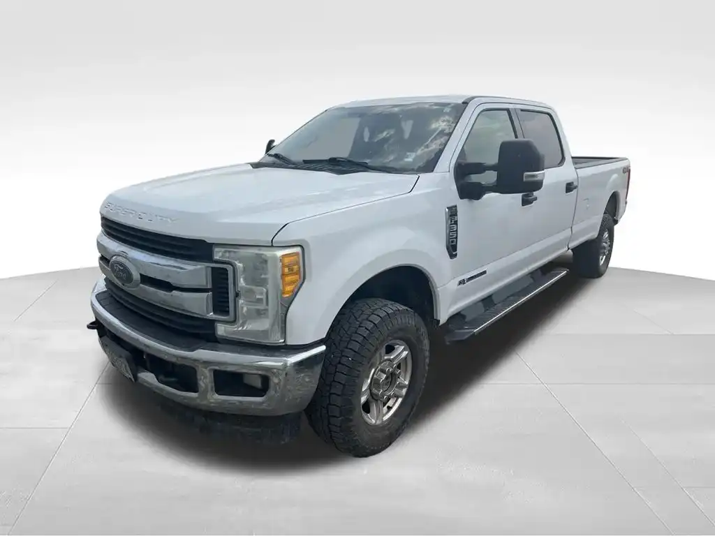 2017 Ford F-350 XLT 4x4 Crew Cab 6-1/2' Box SRW's photo