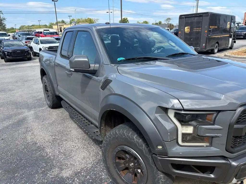 2018 Ford F-150 Raptor 4WD SuperCab 5-1/2' Box's photo