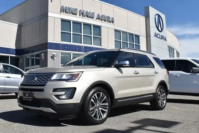 2017 Ford Explorer Platinum 4WD's photo
