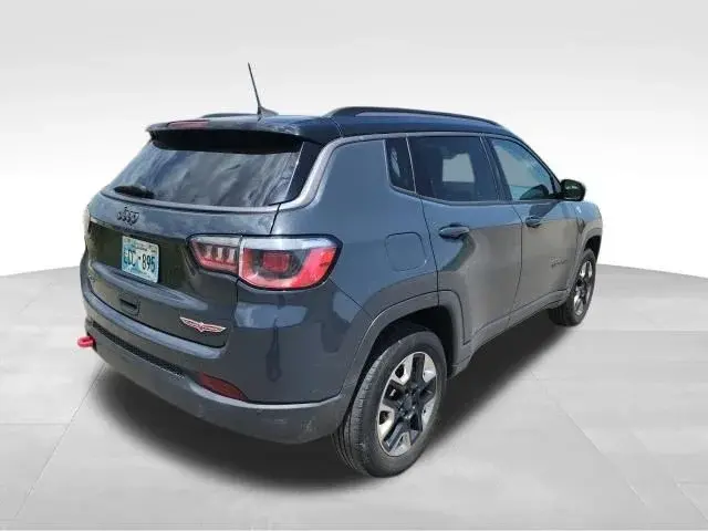 2017 Jeep Compass Trailhawk 4X4 photo 3