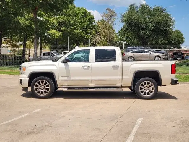 2015 GMC Sierra 2WD Crew Cab Short Box photo 4