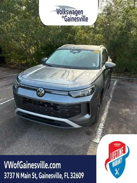 2025 Volkswagen Tiguan 2.0T S's photo