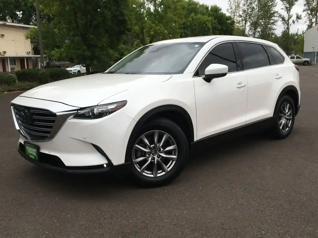 2018 Mazda CX-9 Touring AWD's photo