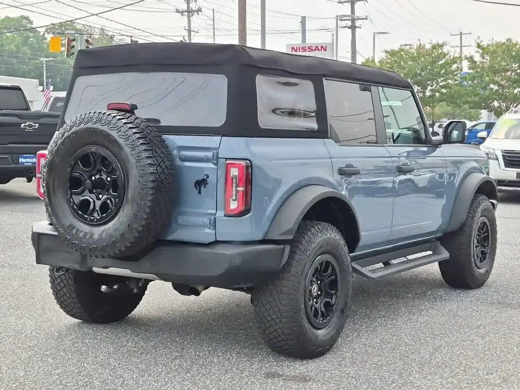 2023 Ford Bronco Wildtrak 4x4 photo 3