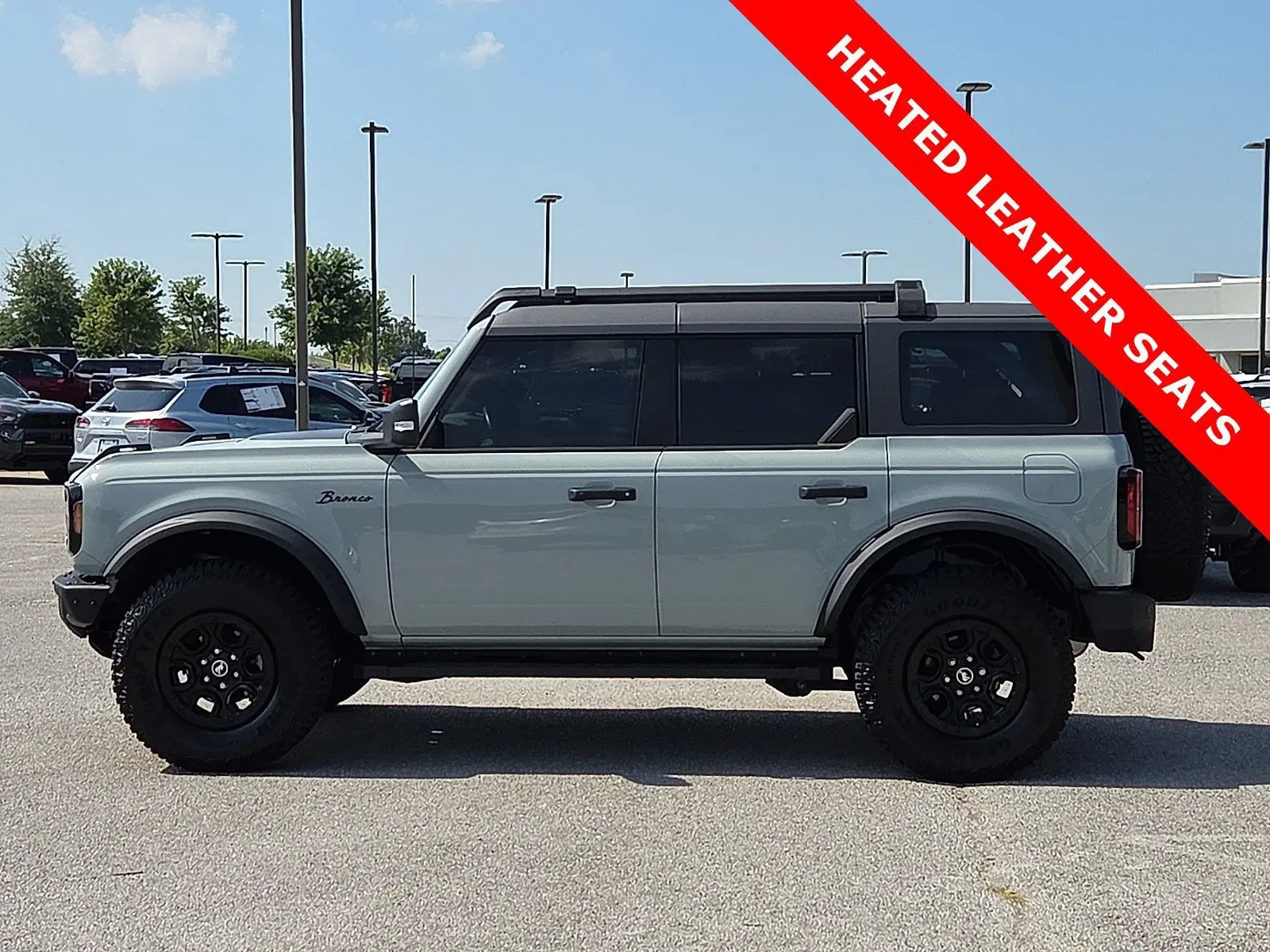 2024 Ford Bronco Wildtrak 4x4 photo 3