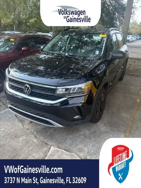 2023 Volkswagen Taos 1.5T S's photo
