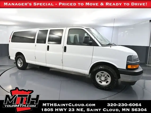 2017 Chevrolet Express 3500 LS Extended photo 1