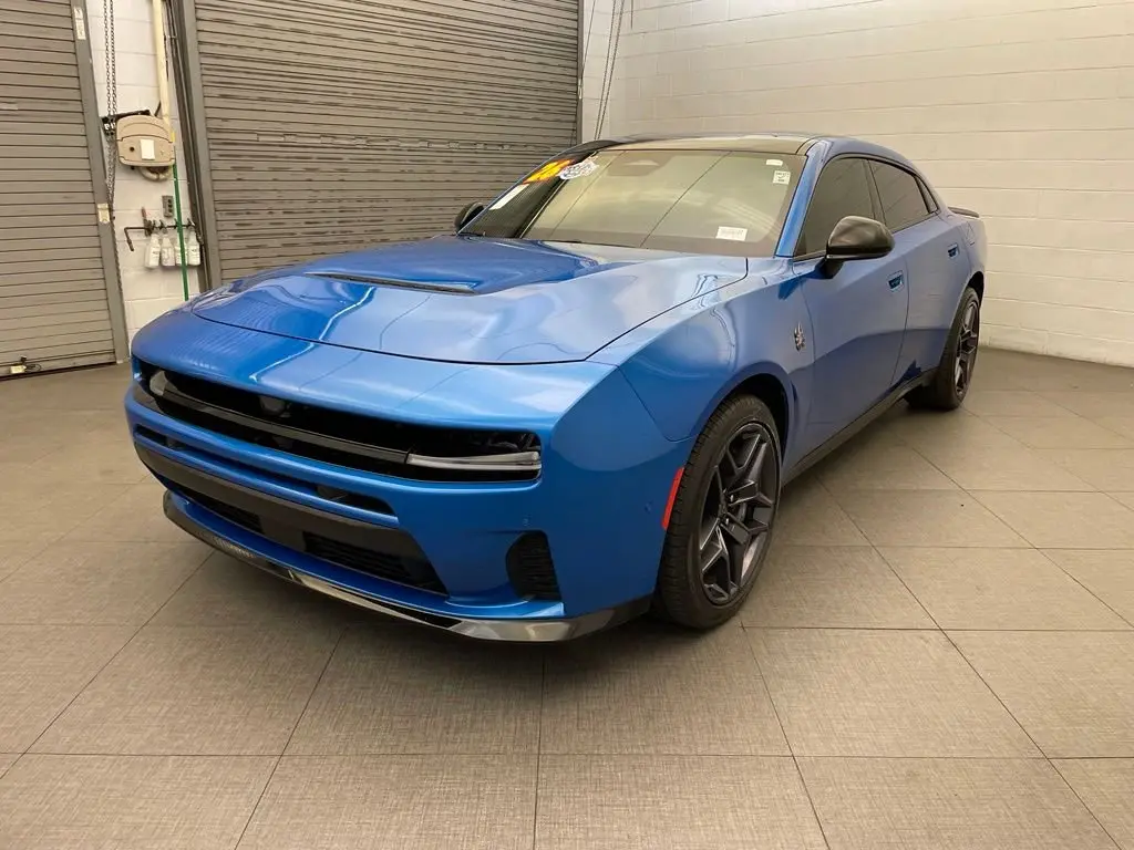 2026 Dodge Charger Scat Pack AWD photo 4