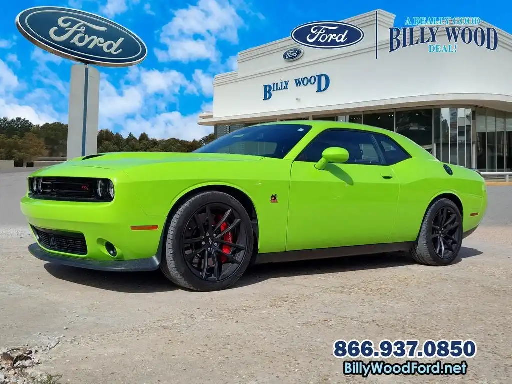 2023 Dodge Challenger R/T Scat Pack's photo