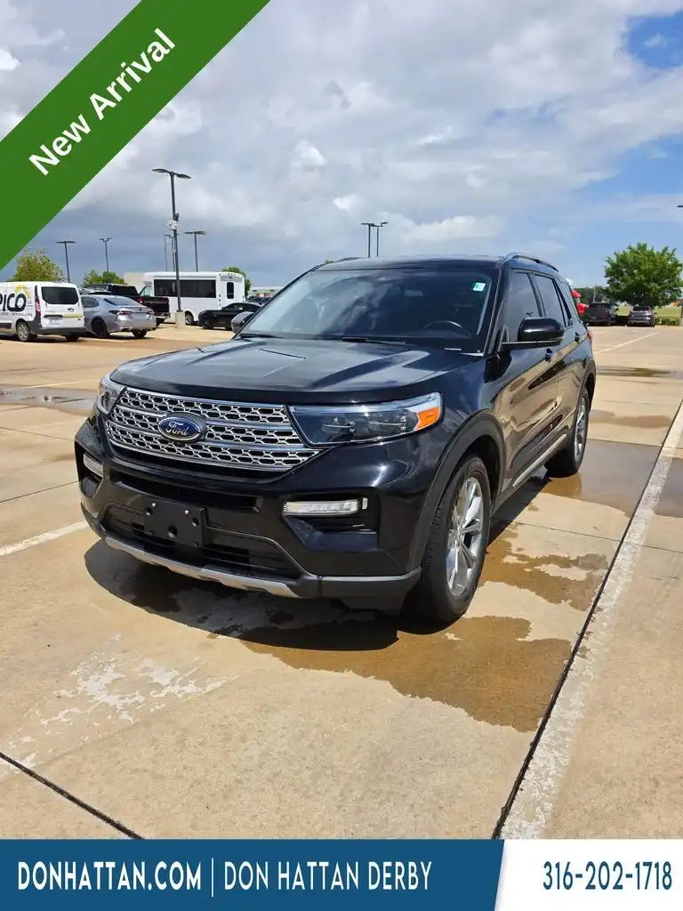2021 Ford Explorer XLT 4WD's photo