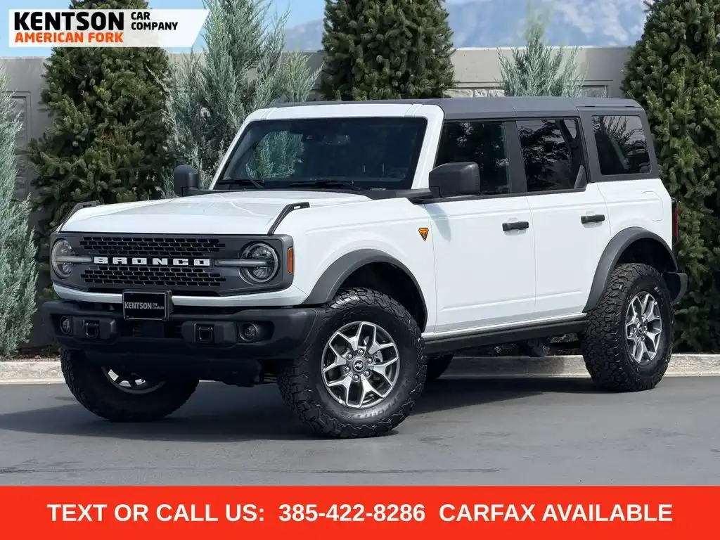 2025 Ford Bronco Badlands 4WD's photo