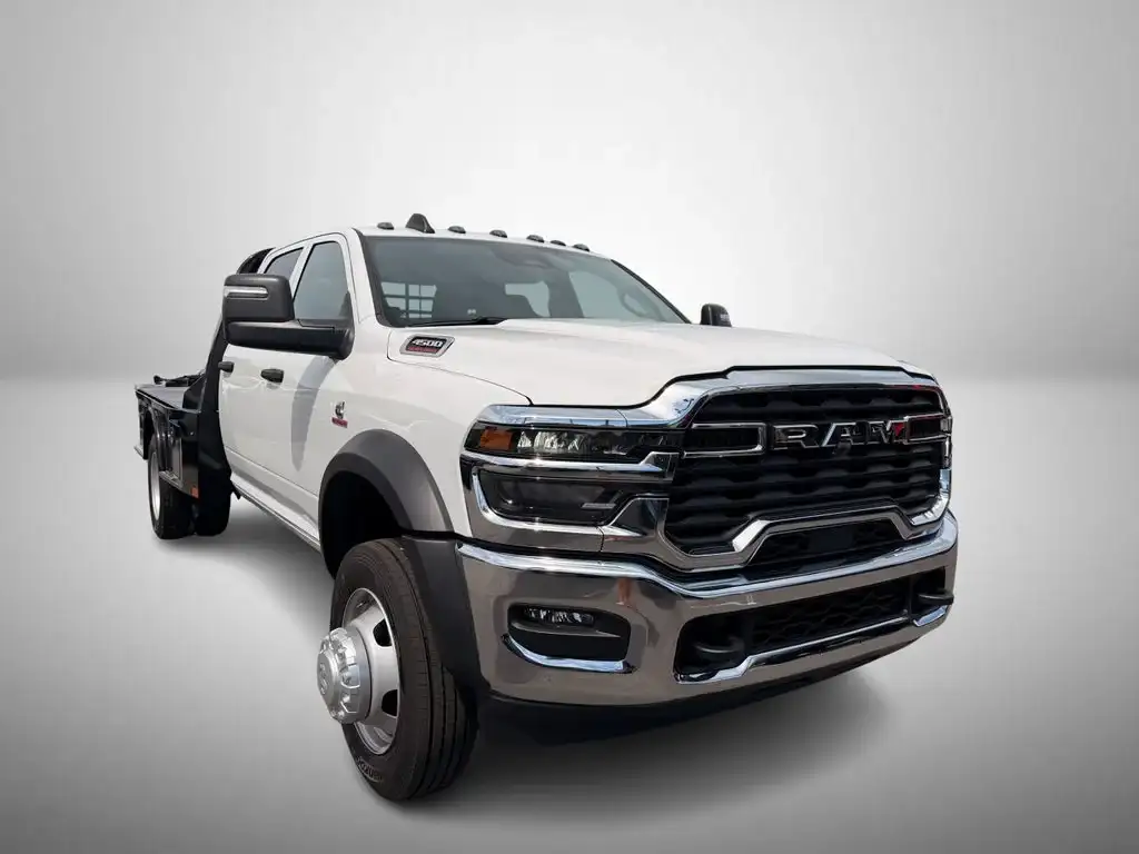 2026 RAM 4500 Tradesman 4X4 Crew Cab DRW 173" WB's photo