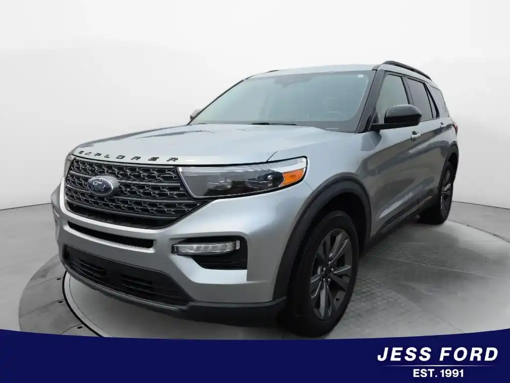 2022 Ford Explorer XLT 4WD's photo