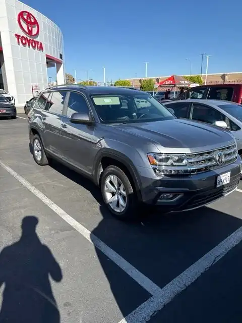 2018 Volkswagen Atlas 3.6L V6 SEL Tiptronic 4Motion's photo