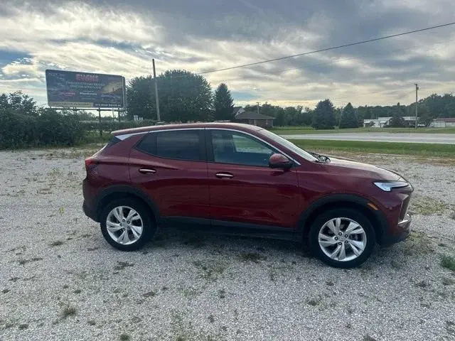 2024 Buick Encore GX Preferred AWD photo 3
