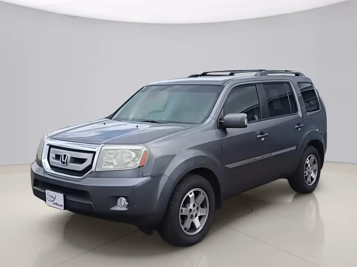 2010 Honda Pilot Touring 4WD w/ NAVI's photo