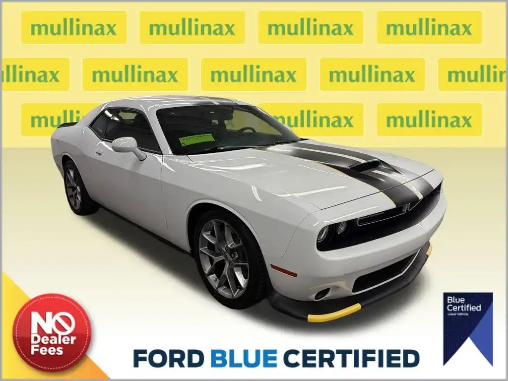 2023 Dodge Challenger GT Auto's photo