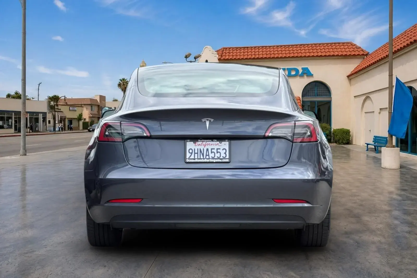 2023 Tesla Model 3 Long Range photo 5